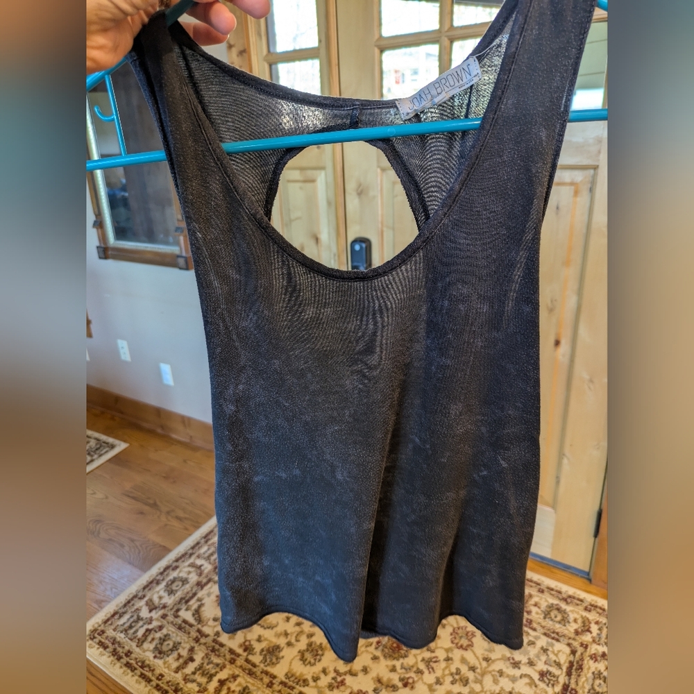 Joah Brown tank